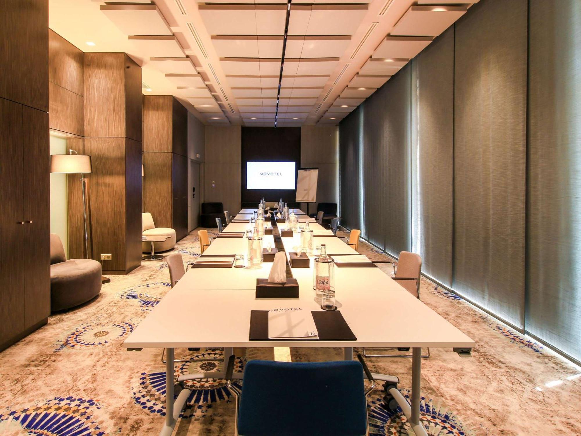 Novotel Tunis Lac Eksteriør billede