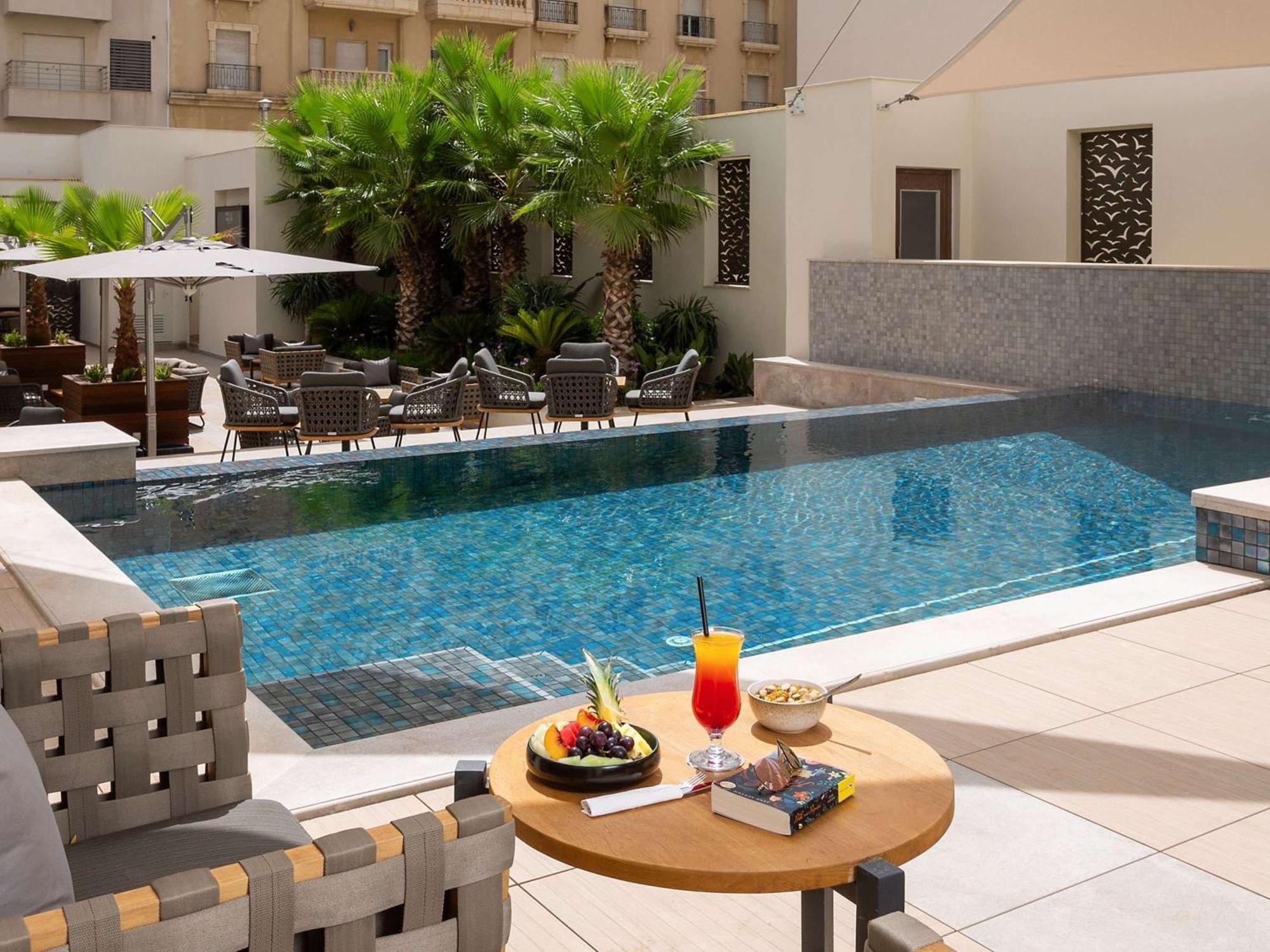 Novotel Tunis Lac Eksteriør billede