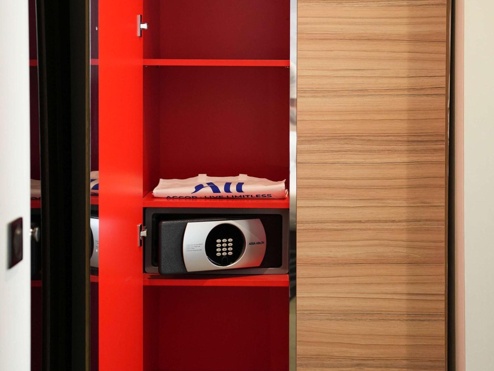 Novotel Tunis Lac Eksteriør billede