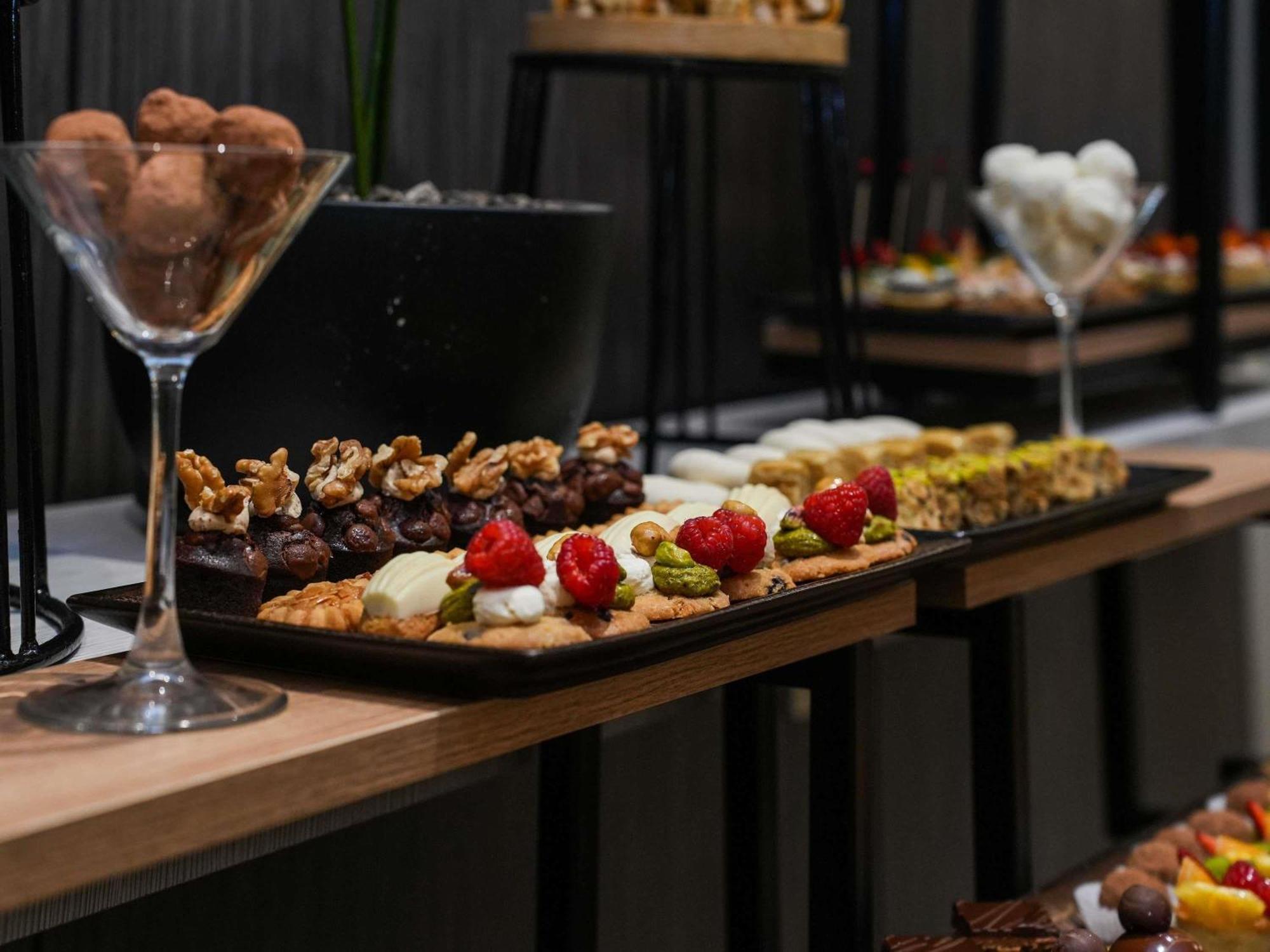 Novotel Tunis Lac Eksteriør billede